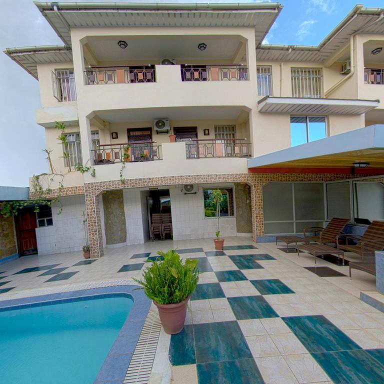 Royal City Dubai Complex Kisumu Exterior photo