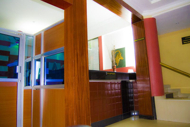 Royal City Dubai Complex Kisumu Exterior photo