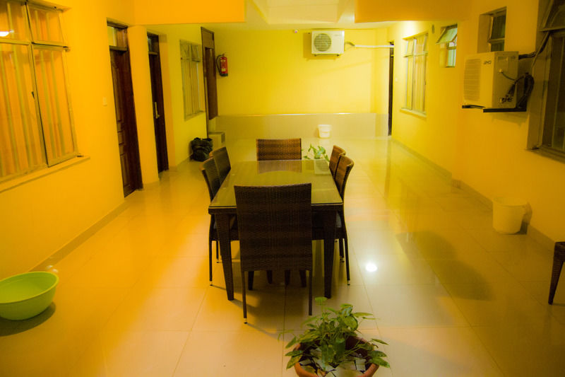 Royal City Dubai Complex Kisumu Exterior photo