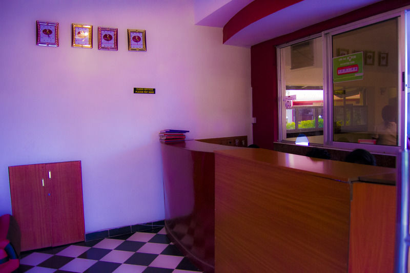 Royal City Dubai Complex Kisumu Exterior photo
