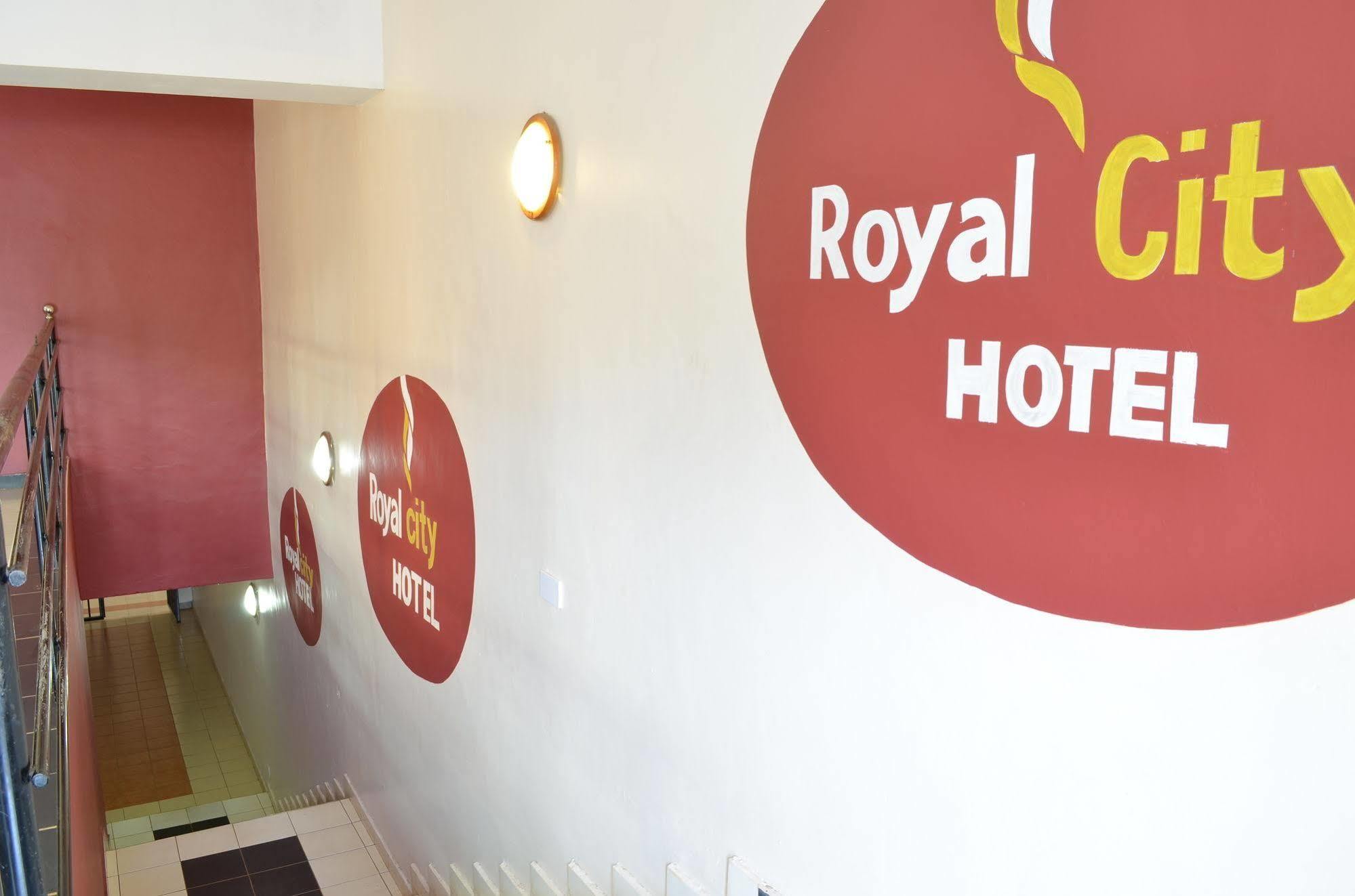 Royal City Dubai Complex Kisumu Exterior photo